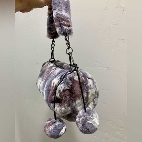 Handmade Real Rex Rabbit Fur Barrel Bag/Crossbody Includes Fur Ball Bag Charm - Picture 13 of 16